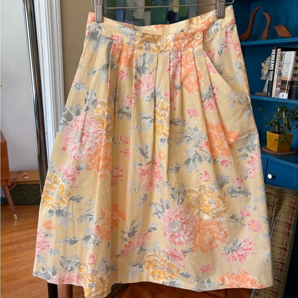 Briggs New York petite skirt
